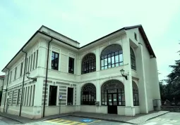 L’edificio in via Carletto Michelis sarà  in parte rigenerato e diventerà  uno spazio giovani